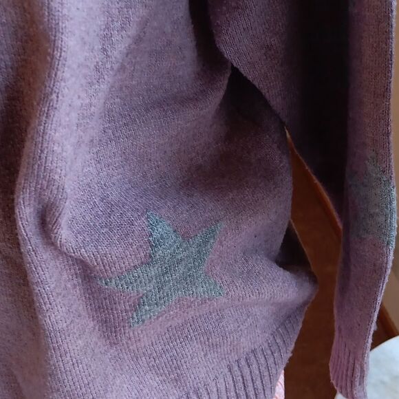 Philosophy Republic Soft Oversized Sweater. Start, Super Soft, Stars - Picture 3 of 8